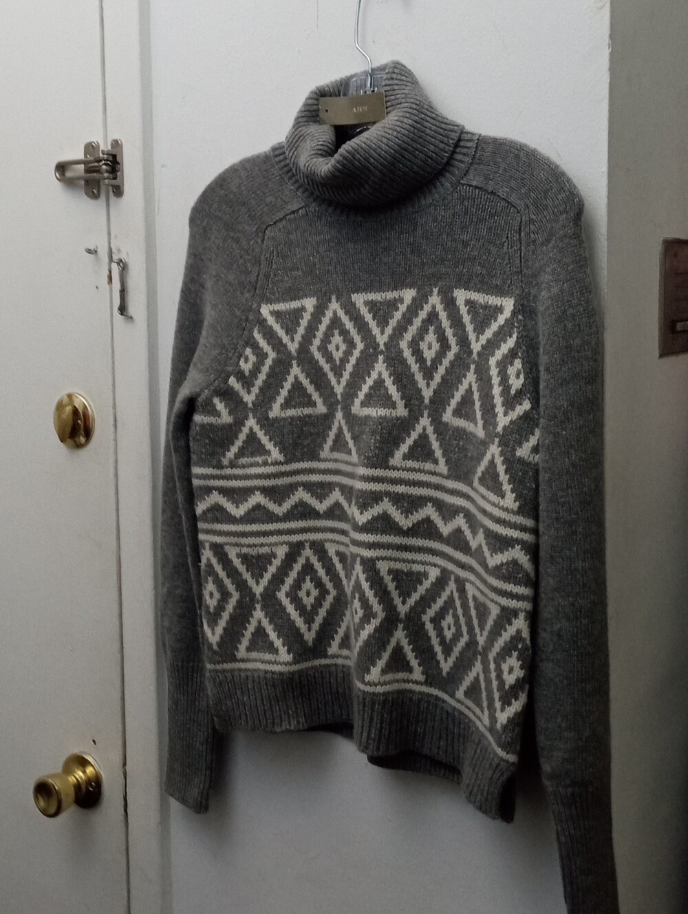 Talbots Turtleneck Geometric Knit Sweater - Gray & White  New XS